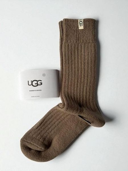 Жіночі шкарпетки UGG Rib Knit Slouchy Crew Socks Шоколад One Size 1014832-CHO фото